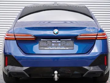 520i M Sport PANO HUD 360 MEMO H&K CARBON AHK