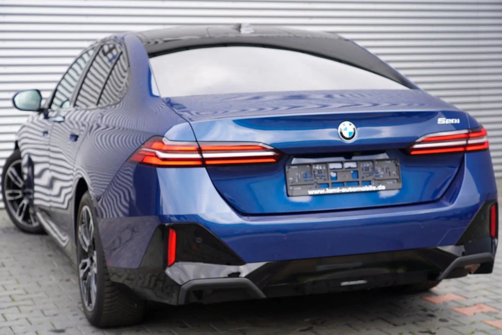 520i M Sport PANO HUD 360 MEMO H&K CARBON AHK