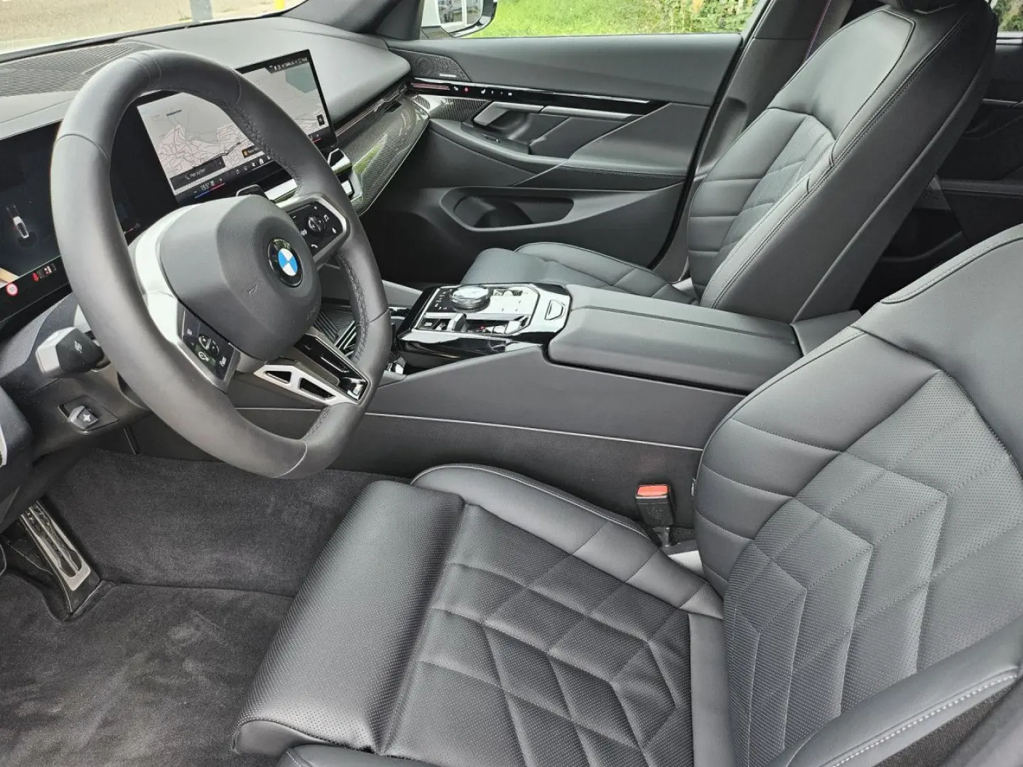 520i M Sport Pro ACC ParkProf.IconGlow HUD AHK