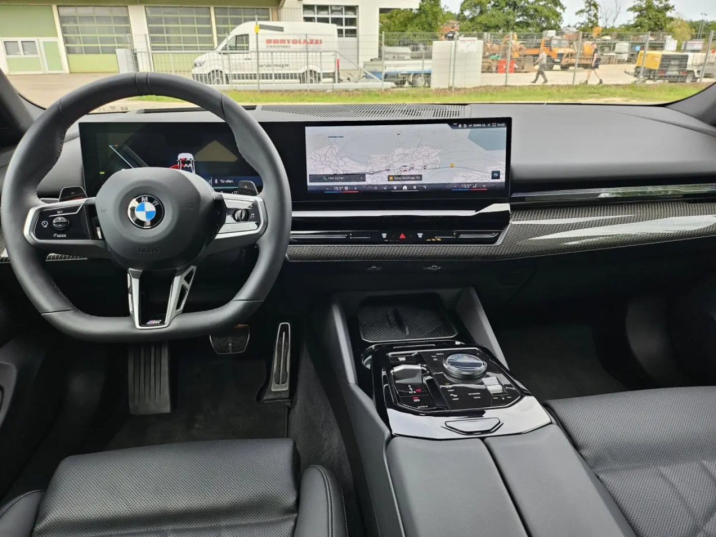 520i M Sport Pro ACC ParkProf.IconGlow HUD AHK