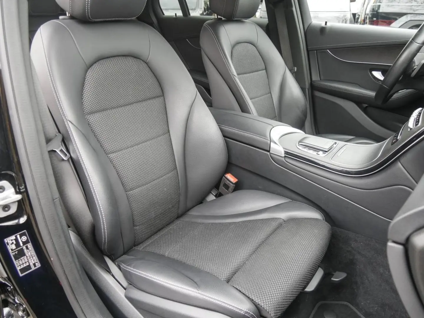 GLC 200 d 4MATIC  Exclusive NIGHT LED NAVI KEYL