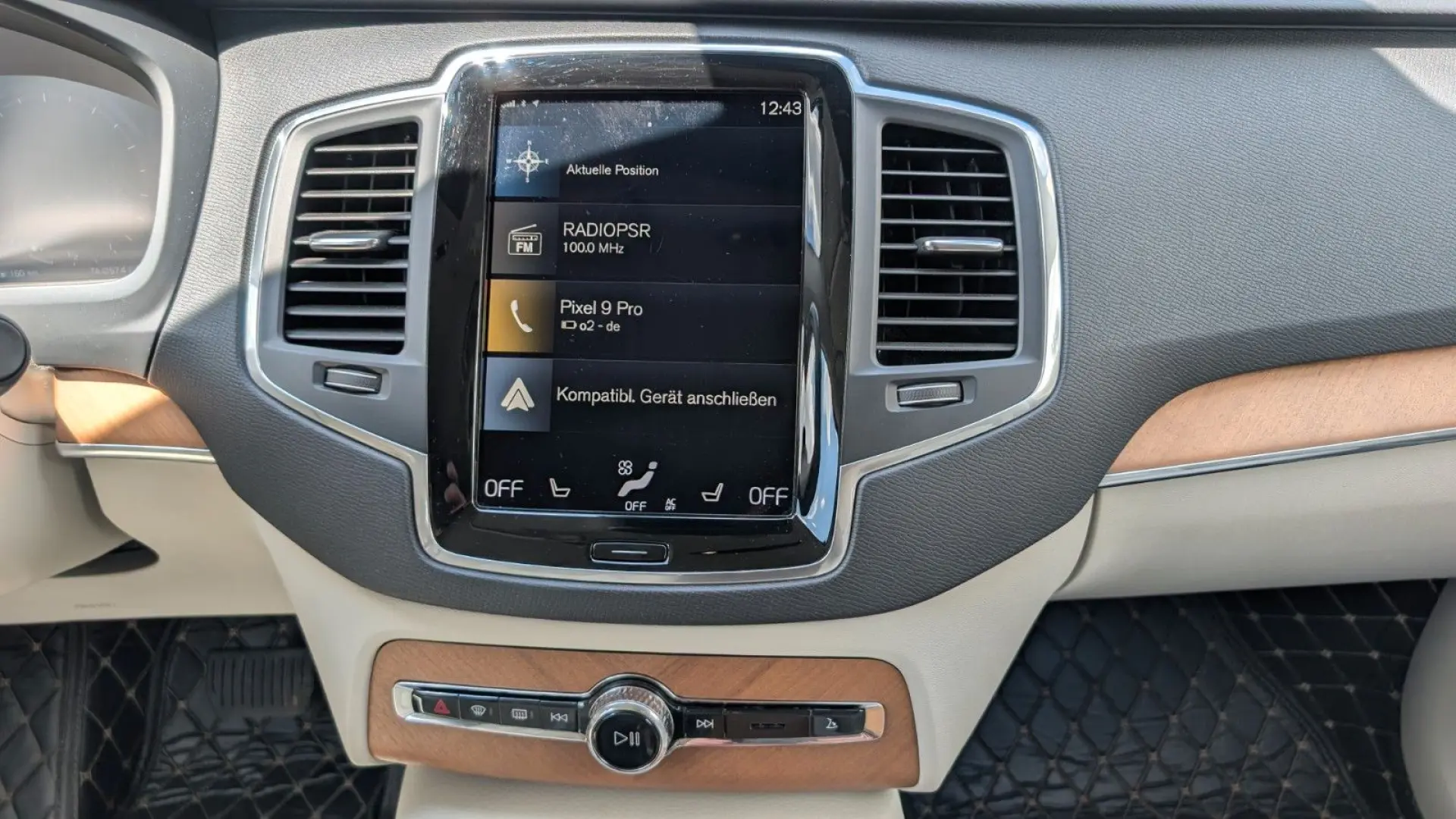 XC 90 XC90 Momentum Pro AWD