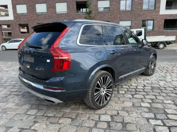 XC 90 Inscription Expression Recharge Plug-In