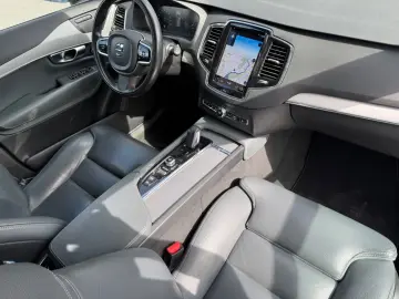 XC 90 Inscription Expression Recharge Plug-In