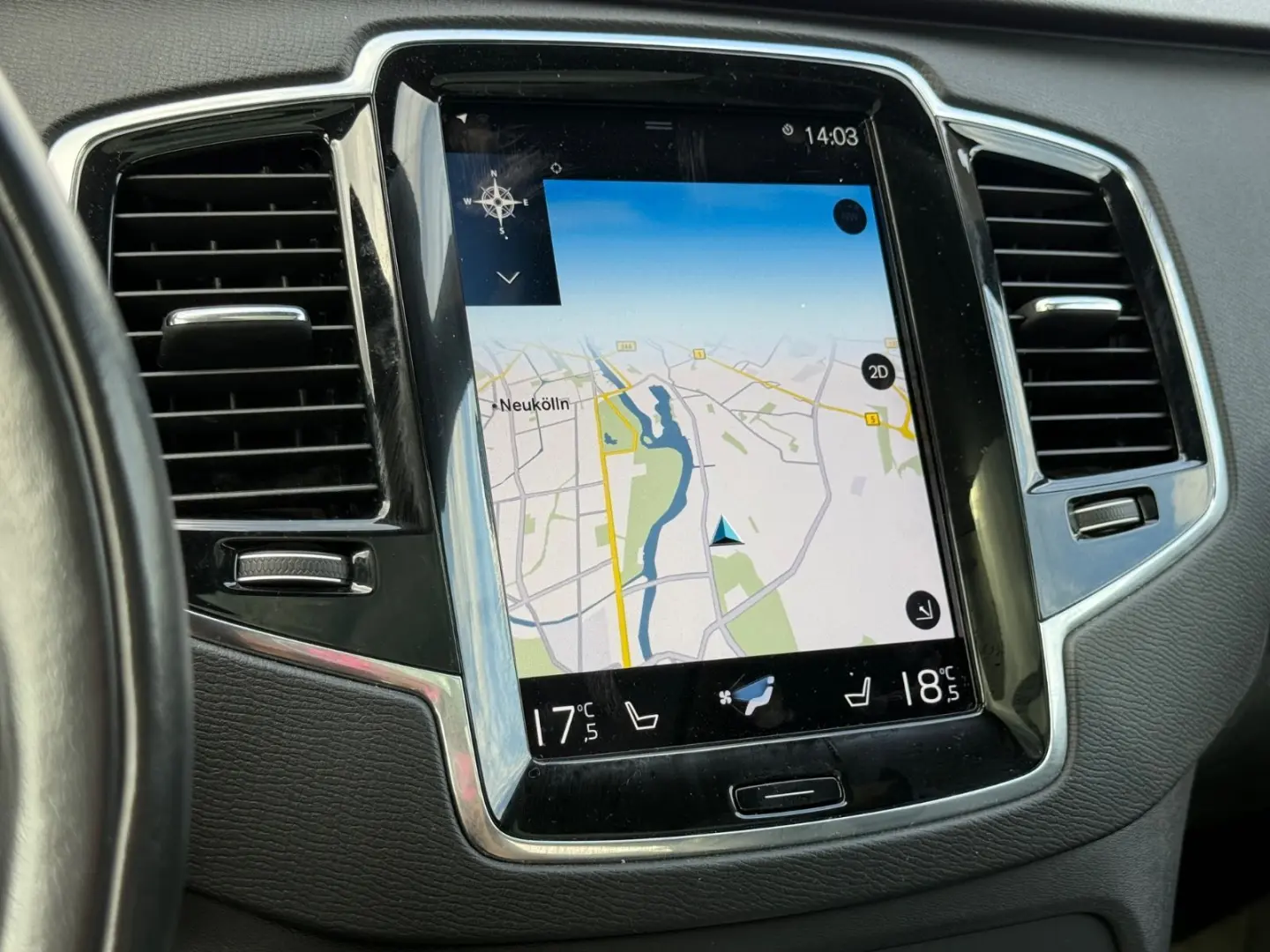 XC 90 Inscription Expression Recharge Plug-In