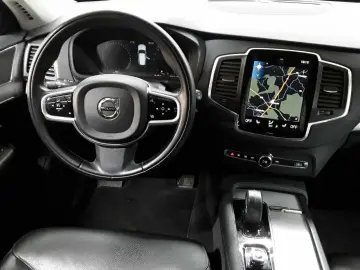 XC90 B5 D AWD Momentum Pro 7 Si. AHK RFK