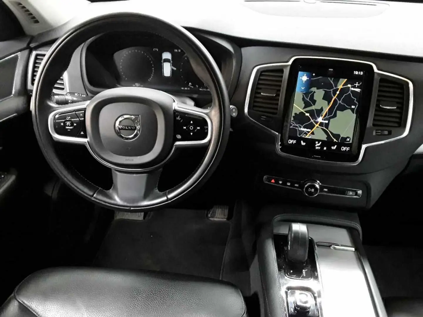 XC90 B5 D AWD Momentum Pro 7 Si. AHK RFK