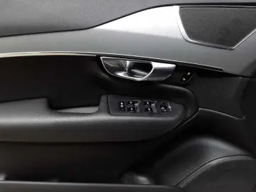 XC90 B5 D AWD Momentum Pro 7 Si. AHK RFK