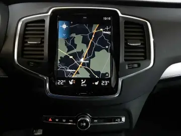 XC90 B5 D AWD Momentum Pro 7 Si. AHK RFK