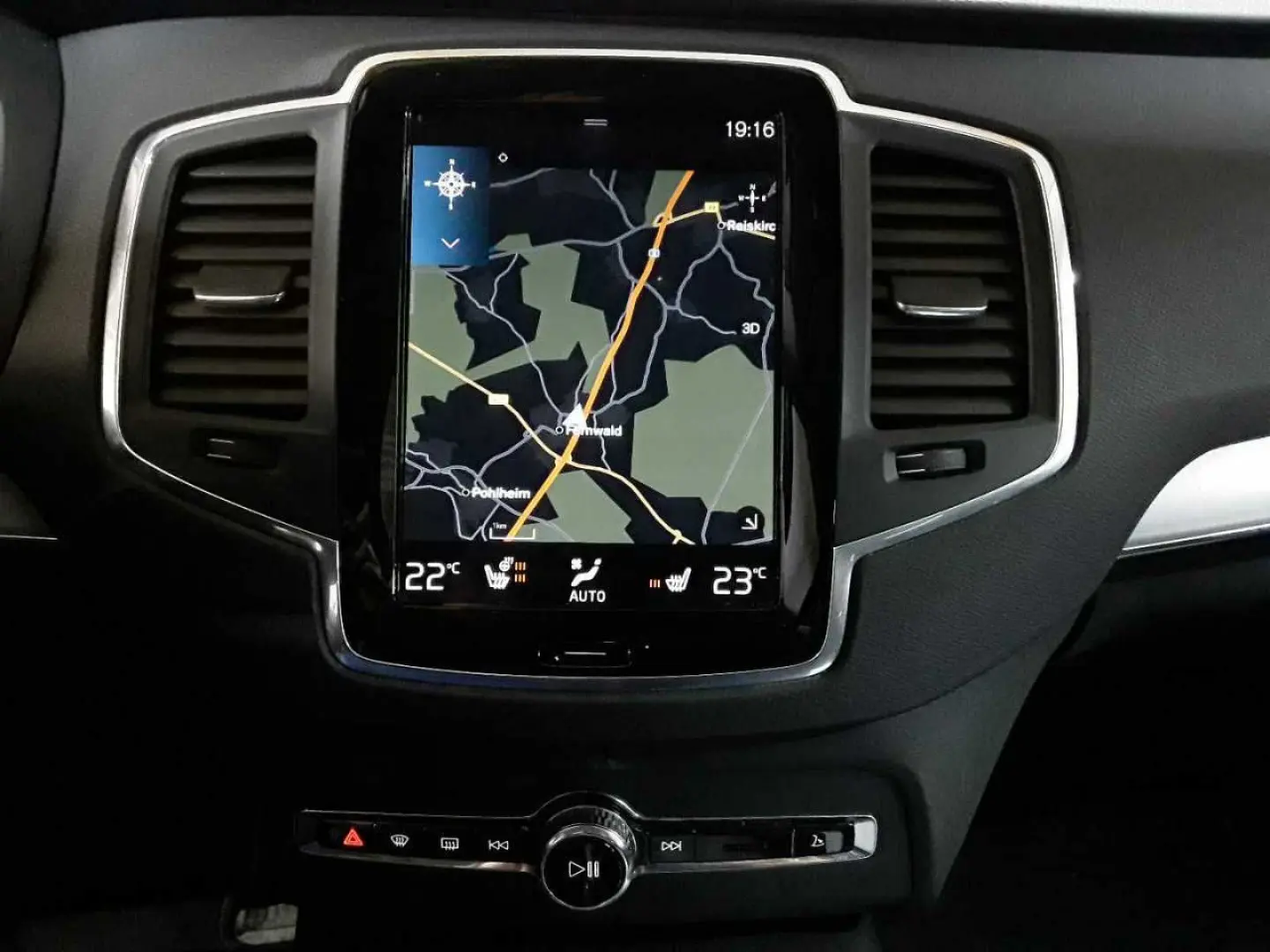 XC90 B5 D AWD Momentum Pro 7 Si. AHK RFK