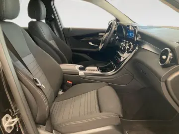 GLC 200 4M AHK MBUX Navi-P. LED Kam PDC SHZ DAB