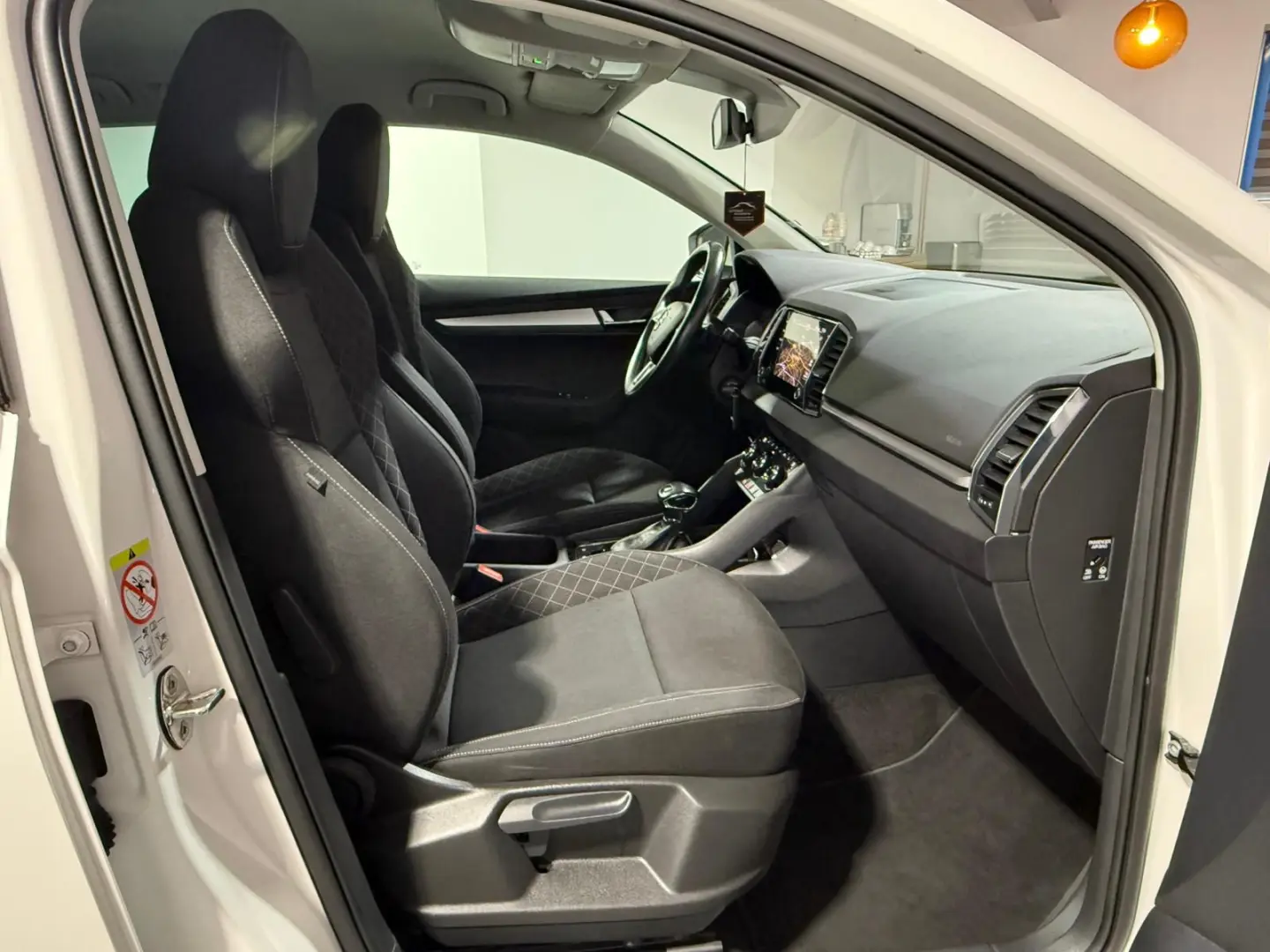 Karoq 1.6 TDI DSG NAVI SITZHZG PDC