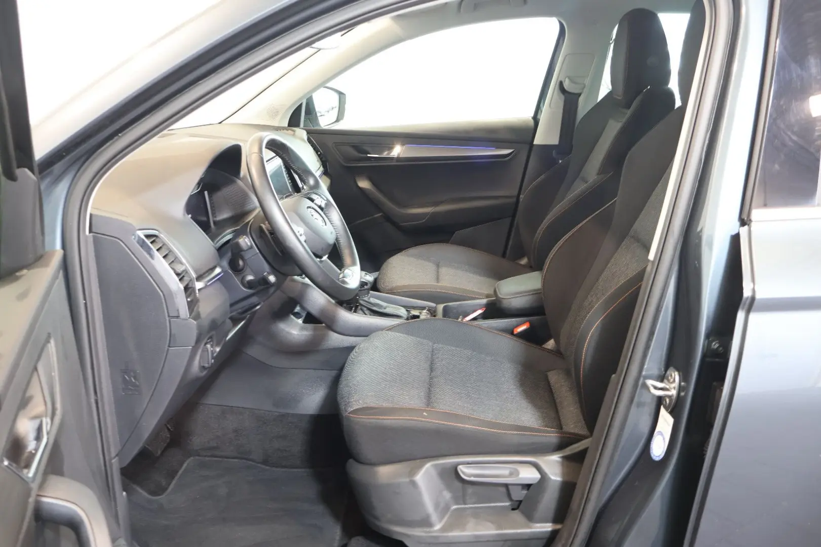 Karoq 2.0 TDI Clever AID ACC SIDE KEY LED 17