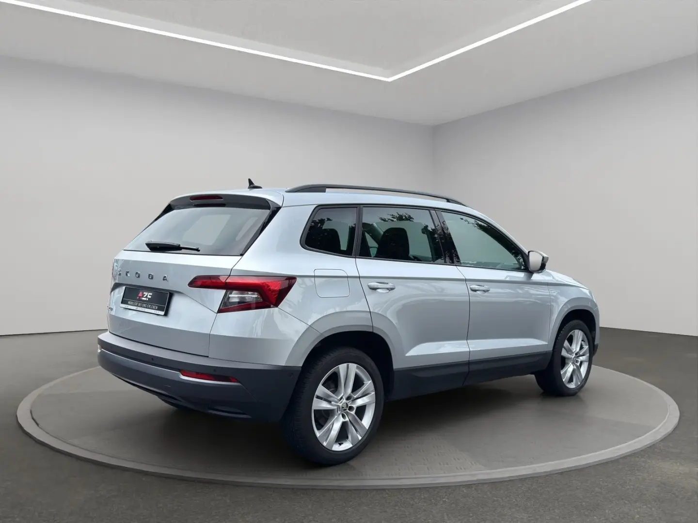 Karoq 2.0 TDI DSG Style NAVI LED ACC SITZHZG DAB