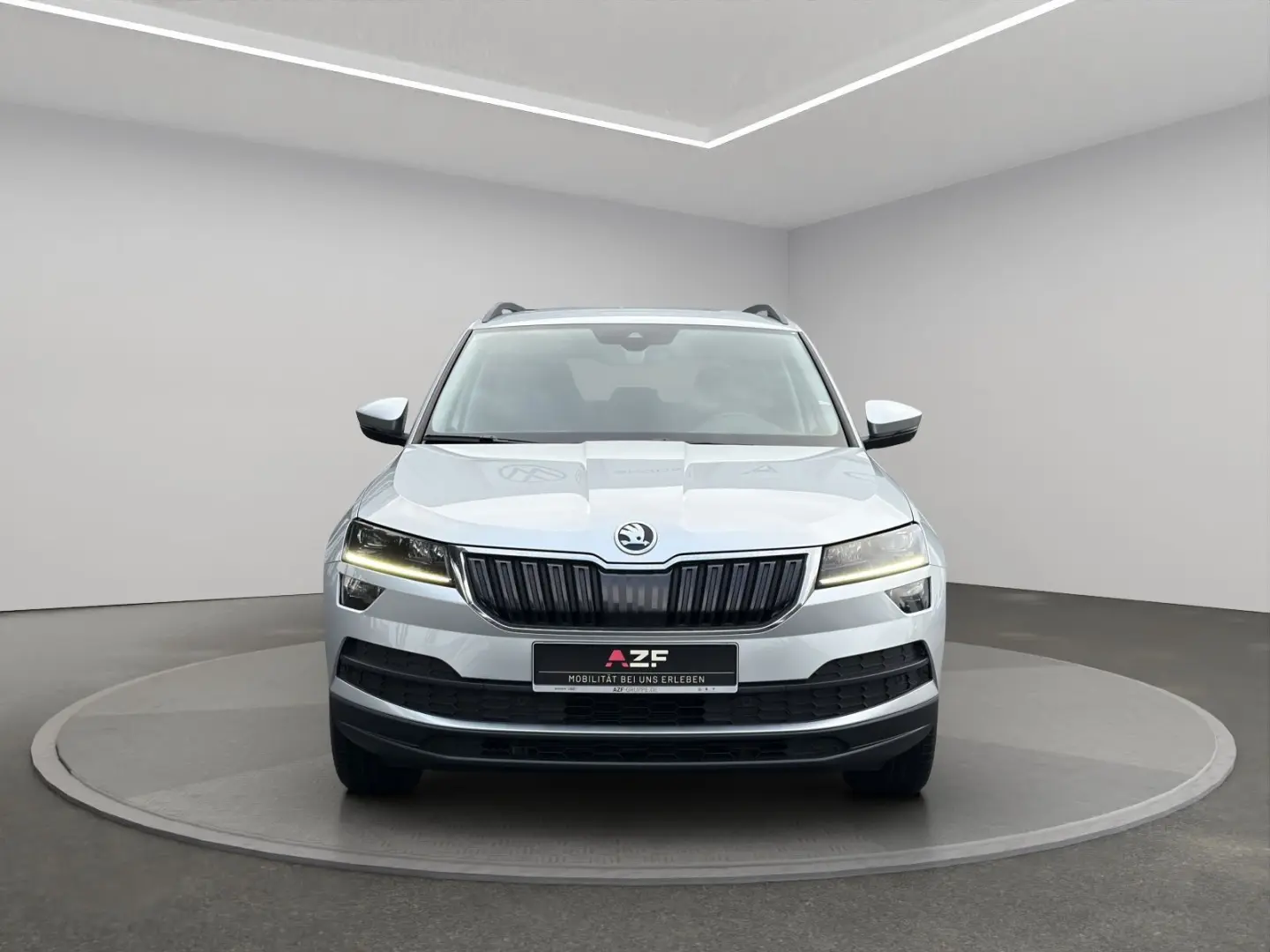 Karoq 2.0 TDI DSG Style NAVI LED ACC SITZHZG DAB