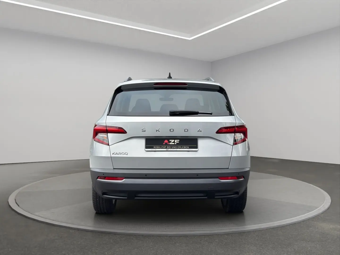 Karoq 2.0 TDI DSG Style NAVI LED ACC SITZHZG DAB