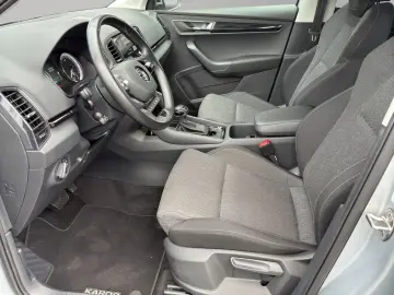 Karoq 2.0 TDI DSG Style NAVI LED ACC SITZHZG DAB