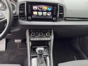 Karoq 2.0 TDI DSG Style NAVI LED ACC SITZHZG DAB