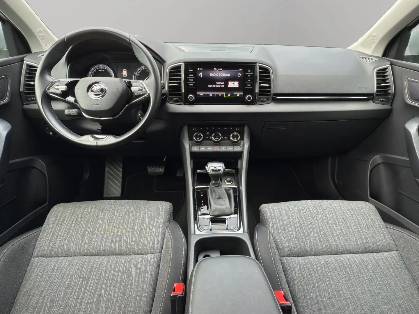 Karoq 2.0 TDI DSG Style NAVI LED ACC SITZHZG DAB