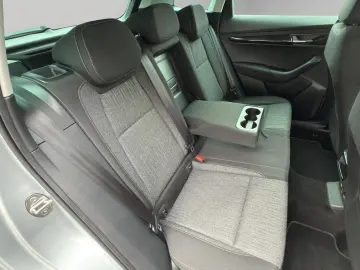 Karoq 2.0 TDI DSG Style NAVI LED ACC SITZHZG DAB