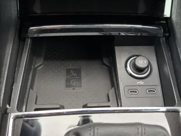 Karoq 2.0 TDI DSG Style NAVI LED ACC SITZHZG DAB