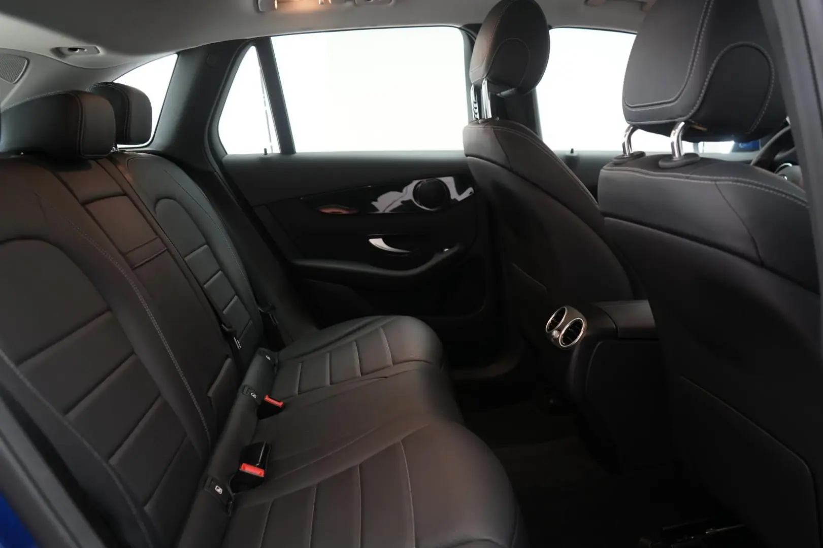 GLC 300 e 4Matic 9G-Tronic Leder Distronic Kamer