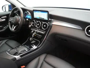 GLC 300 e 4Matic 9G-Tronic Leder Distronic Kamer