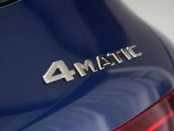 GLC 300 e 4Matic 9G-Tronic Leder Distronic Kamer