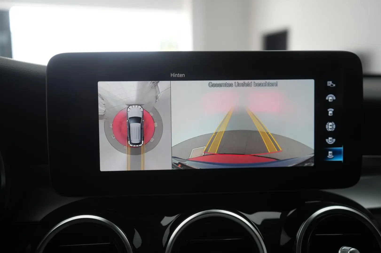 GLC 300 e 4Matic 9G-Tronic Leder Distronic Kamer