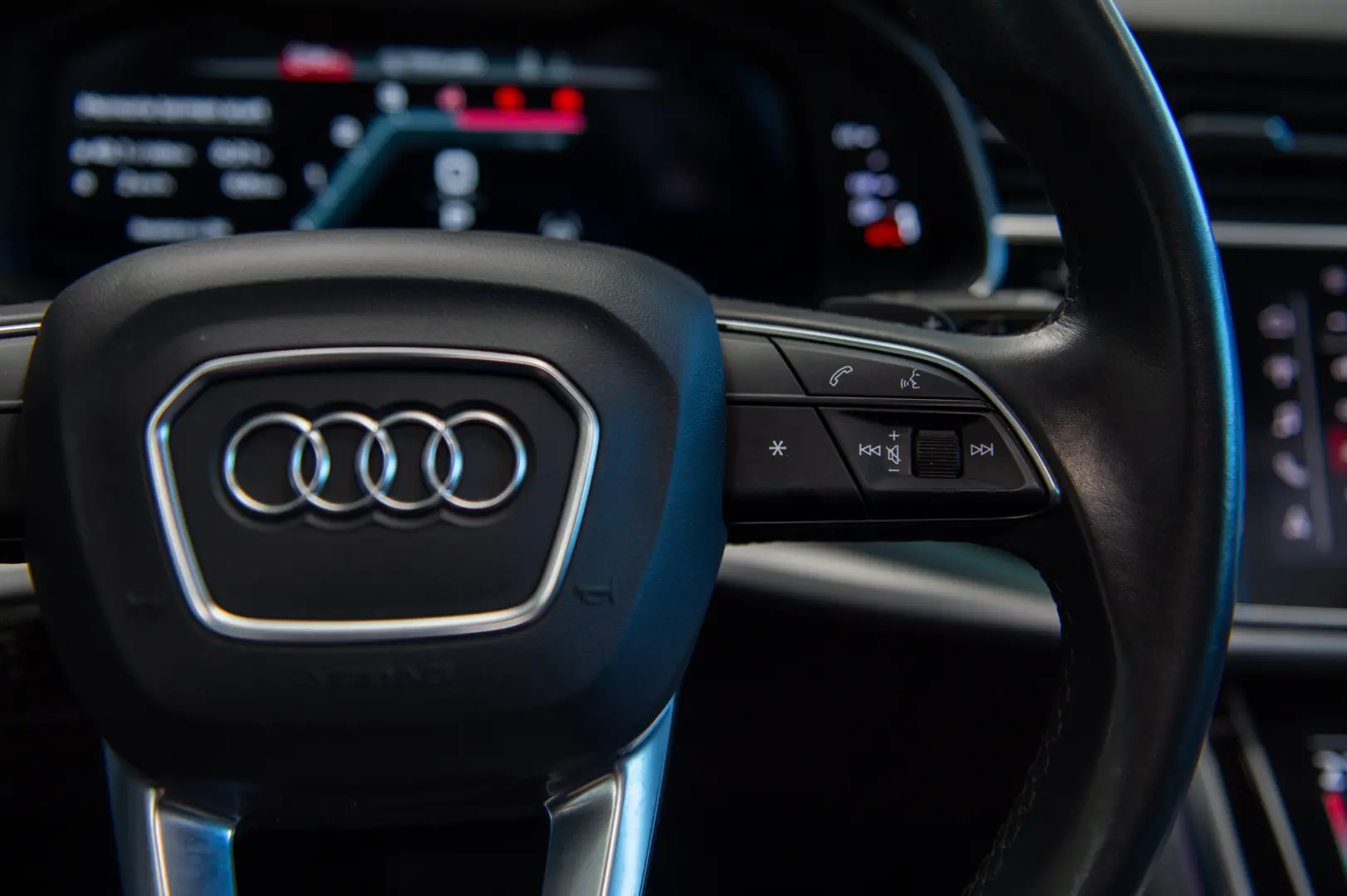 Audi Q8 50 TDI Quattro Mild Hybrid tiptronic