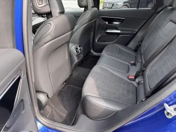 GLC 200 4M AMG Premium Pano Memory AHK Night