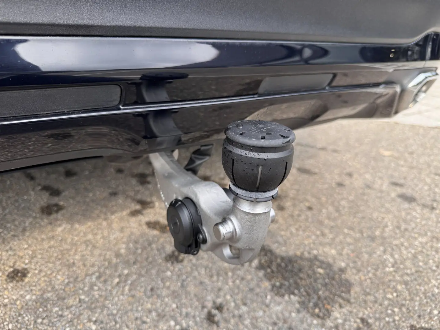 GLC 200 4M AMG Premium Pano Memory AHK Night