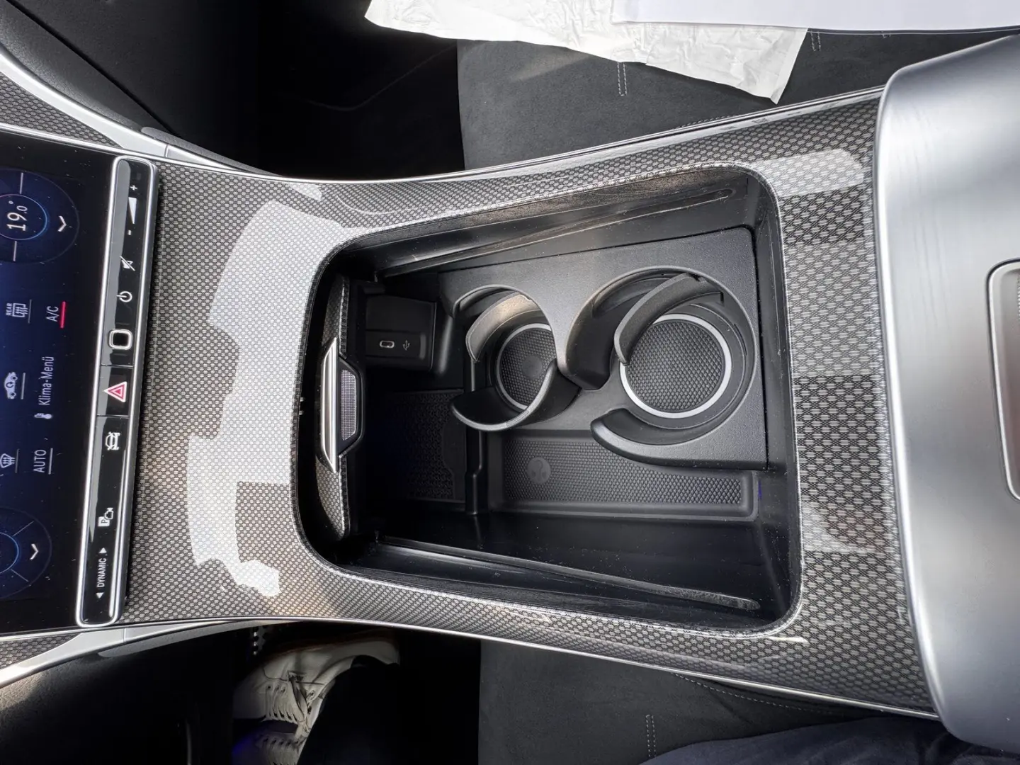 GLC 200 4M AMG Premium Pano Memory AHK Night