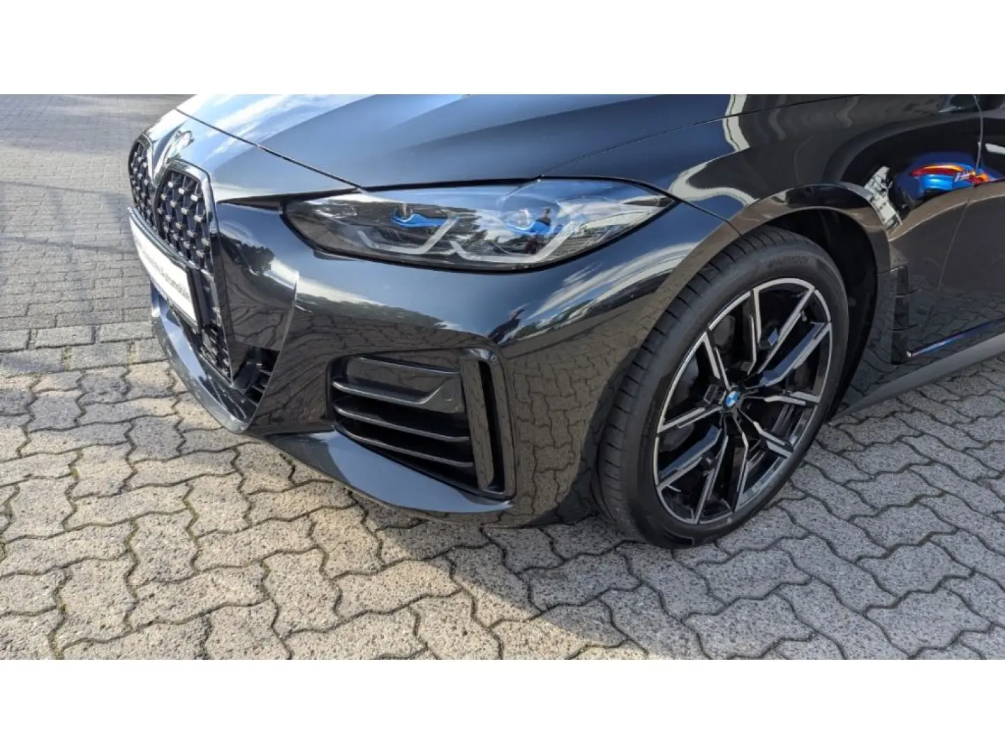 420 D MSport HUD Navi Leder HarmanKardon Laserli