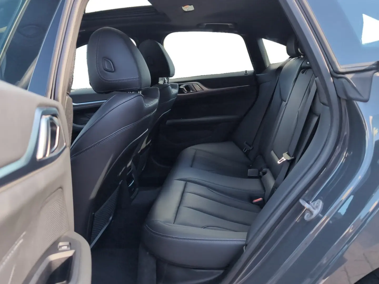 420d M-PAKET   AHK DAB SPEED LIMIT