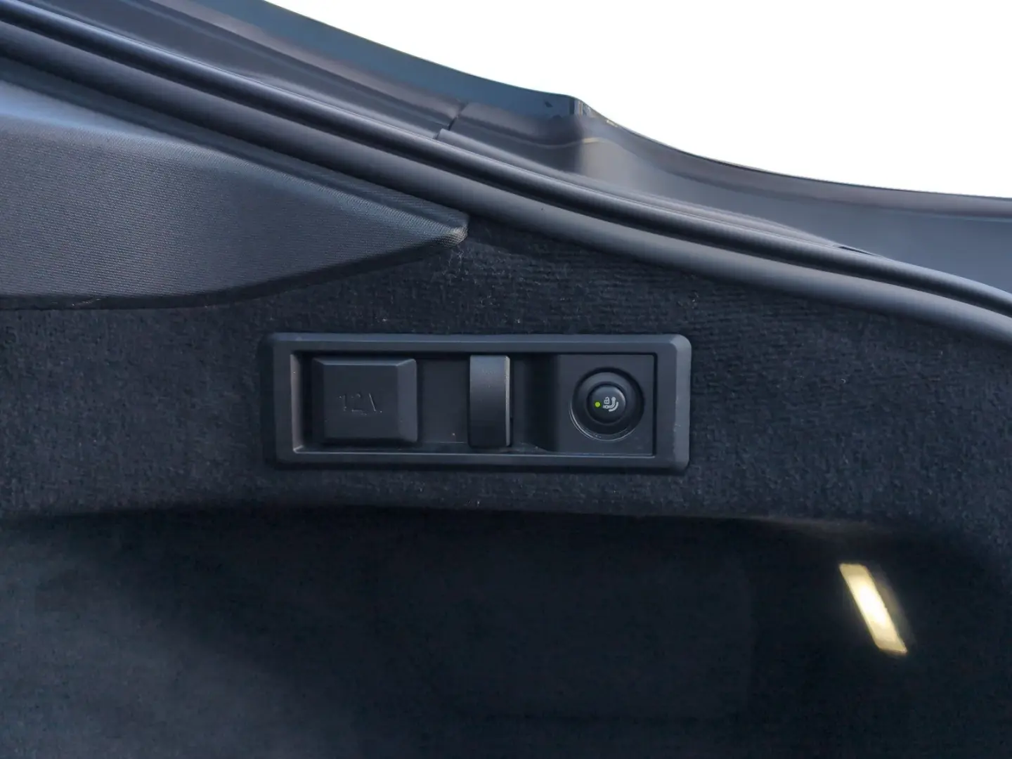 420d M-PAKET   AHK DAB SPEED LIMIT