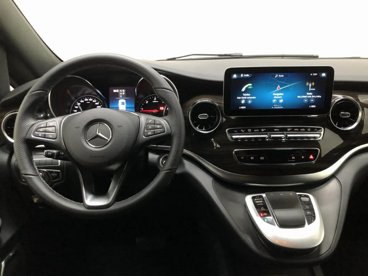 Mercedes-Benz V 300 d Avantgarde Lang Pano Distronic 8 Sitze