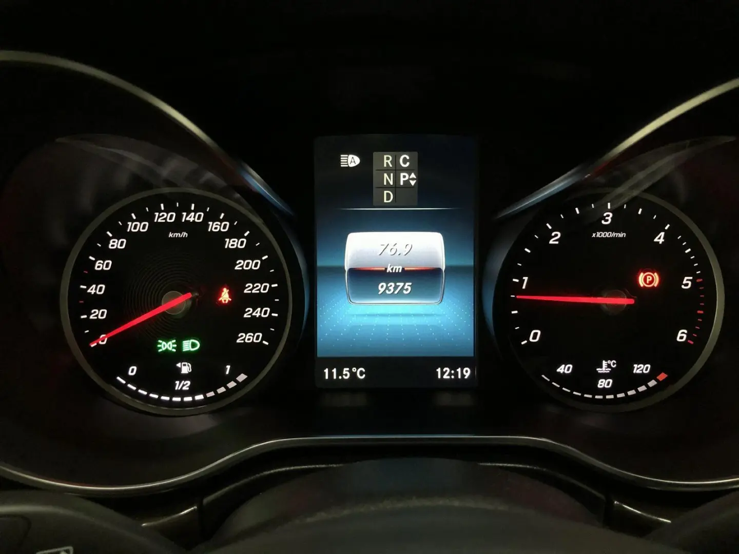 Mercedes-Benz V 300 d Avantgarde Lang Pano Distronic 8 Sitze