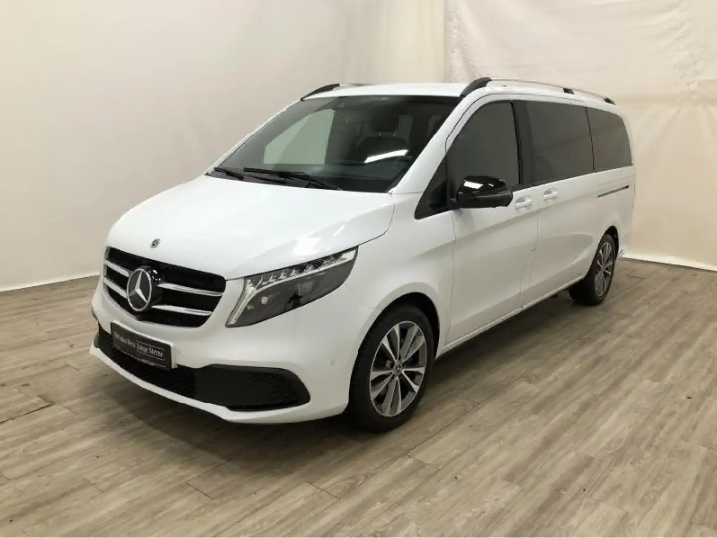 Mercedes-Benz V 300 d Avantgarde Lang Pano Distronic 8 Sitze
