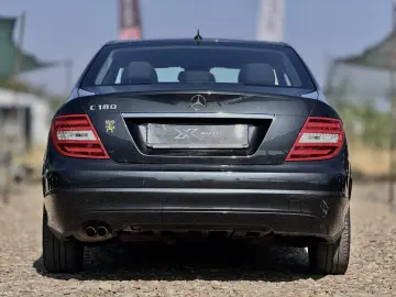 Mercedes C180 – 2011