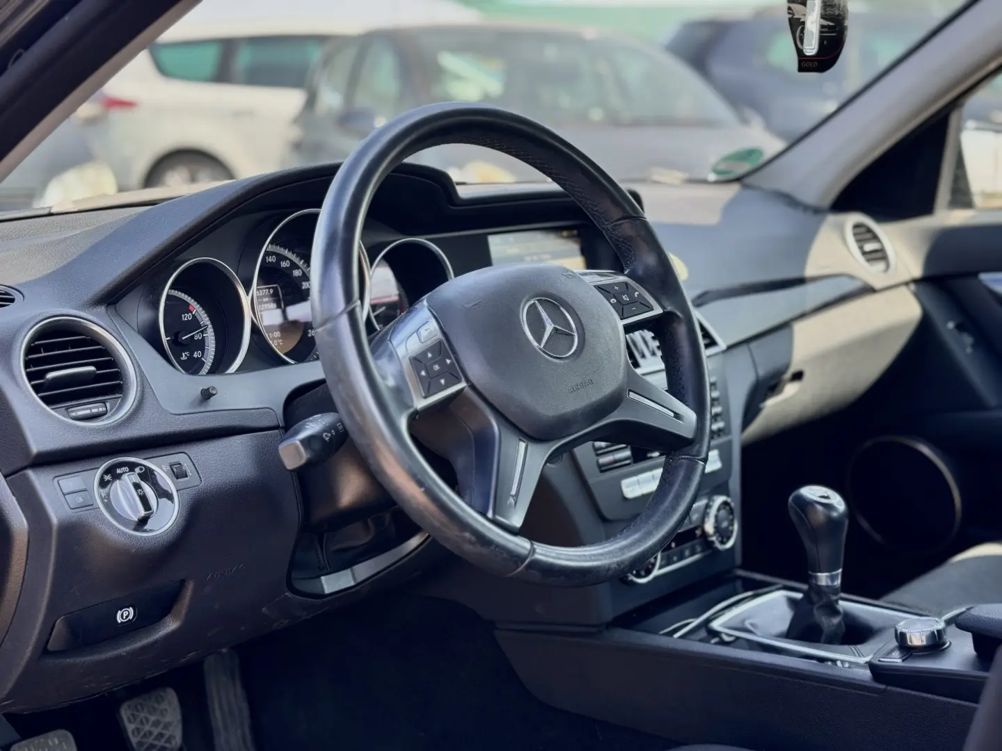 Mercedes C180 – 2011