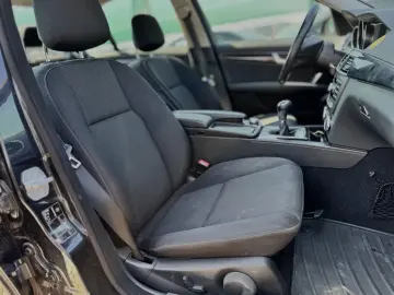 Mercedes C180 – 2011