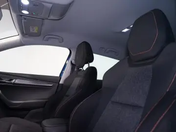 Karoq 2.0 TDI Clever DSG Winter Navi LED Tempoma