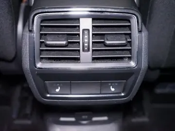 Karoq 2.0 TDI Clever DSG Winter Navi LED Tempoma