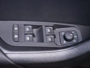 Karoq 2.0 TDI Clever DSG Winter Navi LED Tempoma