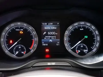 Karoq 2.0 TDI Clever DSG Winter Navi LED Tempoma