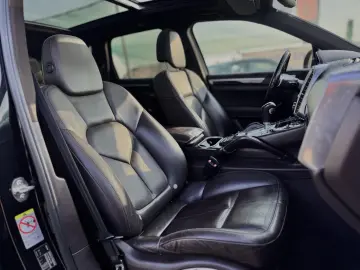 Porsche Cayenne – 2011