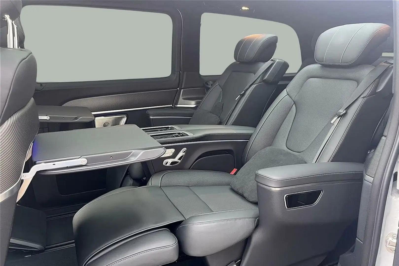 Mercedes-Benz V 300d EXCLUSIVE Lang AMG 360