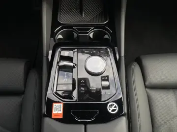 BMW 520 i  1.190 € bonus accesoriu M Sport