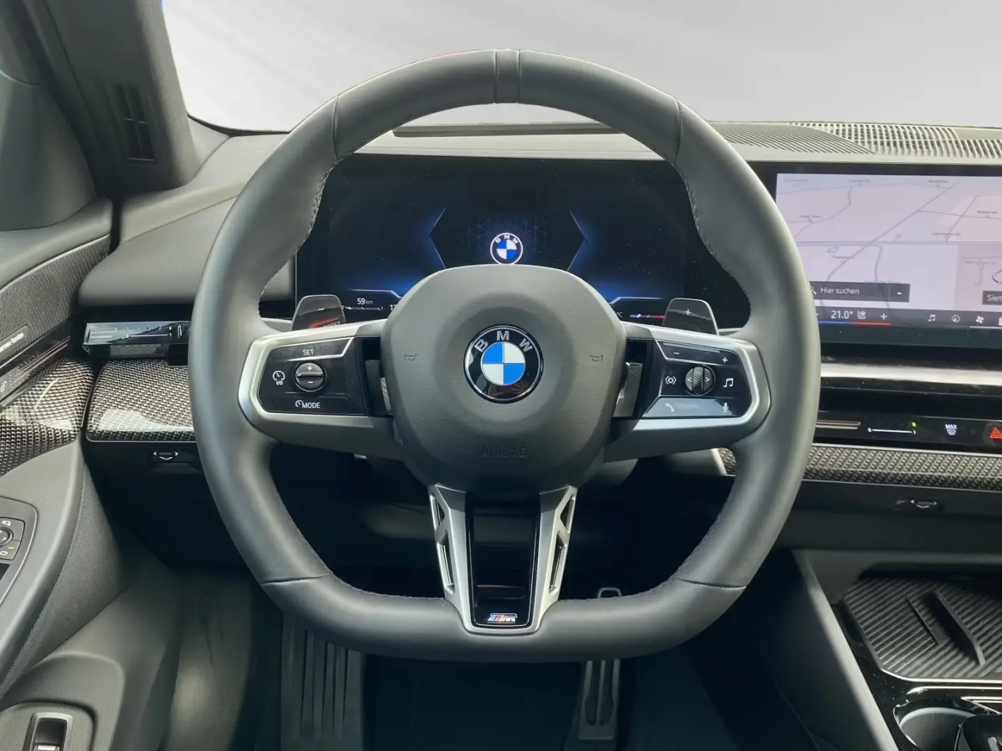 BMW 520 i  1.190 € bonus accesoriu M Sport